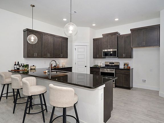 7th image of this home