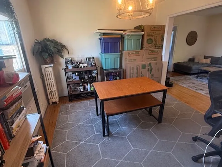 Madison Court — Photo 3