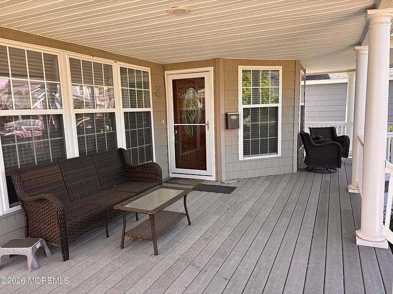513 Evergreen Ave — Photo 5