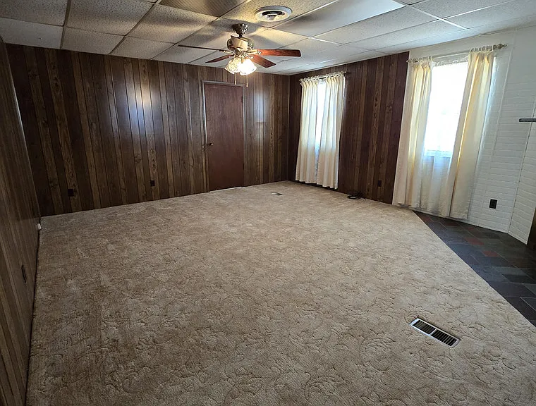 6831 Jade Park Ave NE — Photo 20