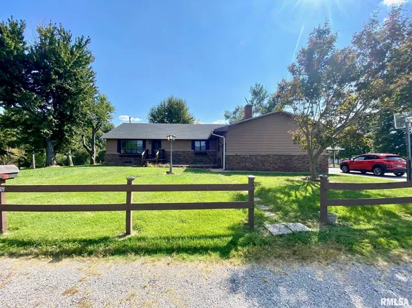 11694 Southpoint Ln, West Frankfort, IL 62896