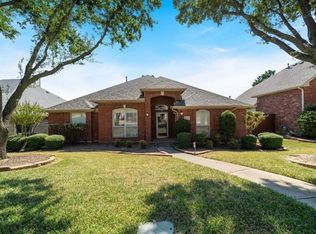 9724 Cliffside Dr, Irving, TX 75063