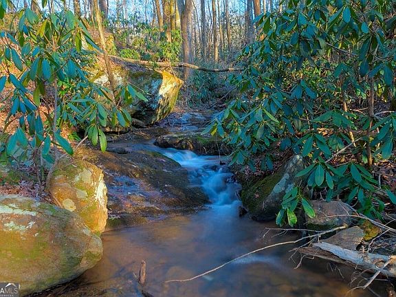 5th image of 130 Mustang Creek Rd