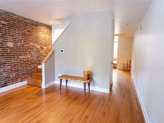 4th image of 1024 Herron Ave