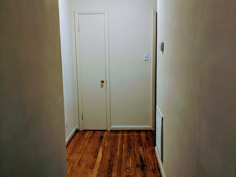 3425 Kensington Avenue — Photo 20
