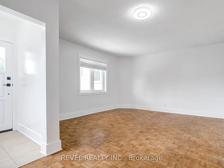 24 Kenora Cres #MAIN — Photo 5