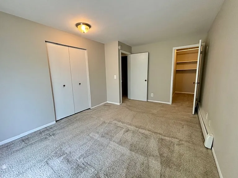 Oak Valley Apartments — Photo 82
