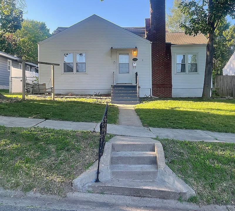 1st image of 3203 Sacramento St