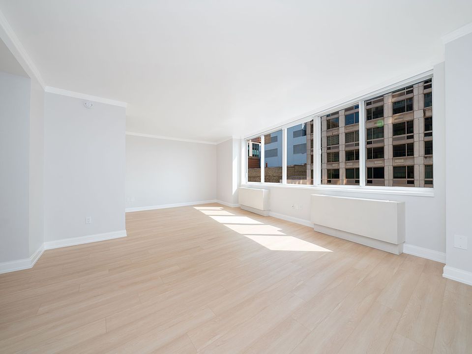 1st image of 140 Riverside Blvd APT 625