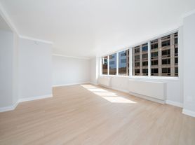 140 Riverside Blvd