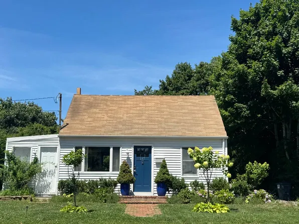 147 Hillcrest Ave, Southampton, NY 11968