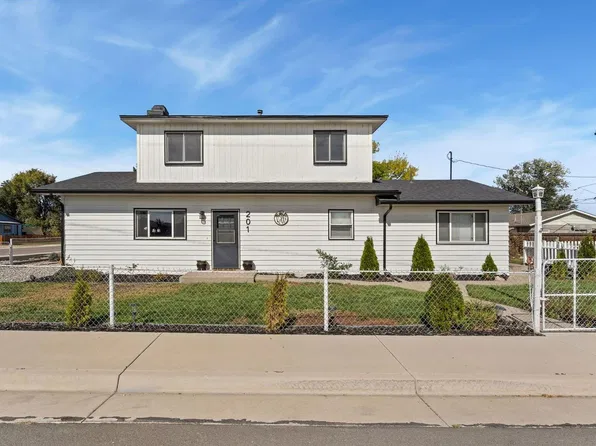 201 E 4th Ave, Severance, CO 80546