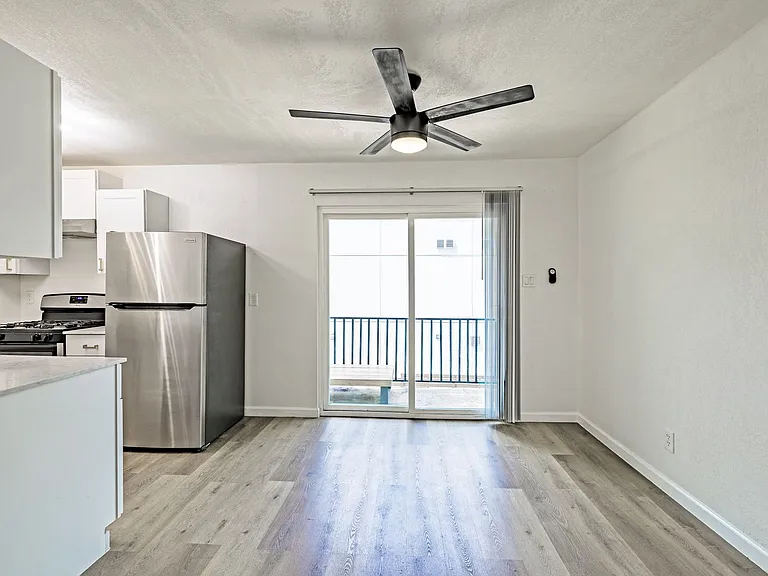 2705 Windswept Cv — Photo 39