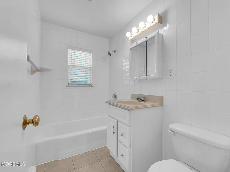 310 Maryland Ave #31B — Photo 12