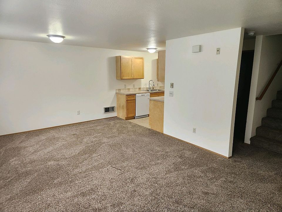 C70 1400 WILLIAMS WAY 12 UNITS 1400 Williams Way Mount Vernon WA