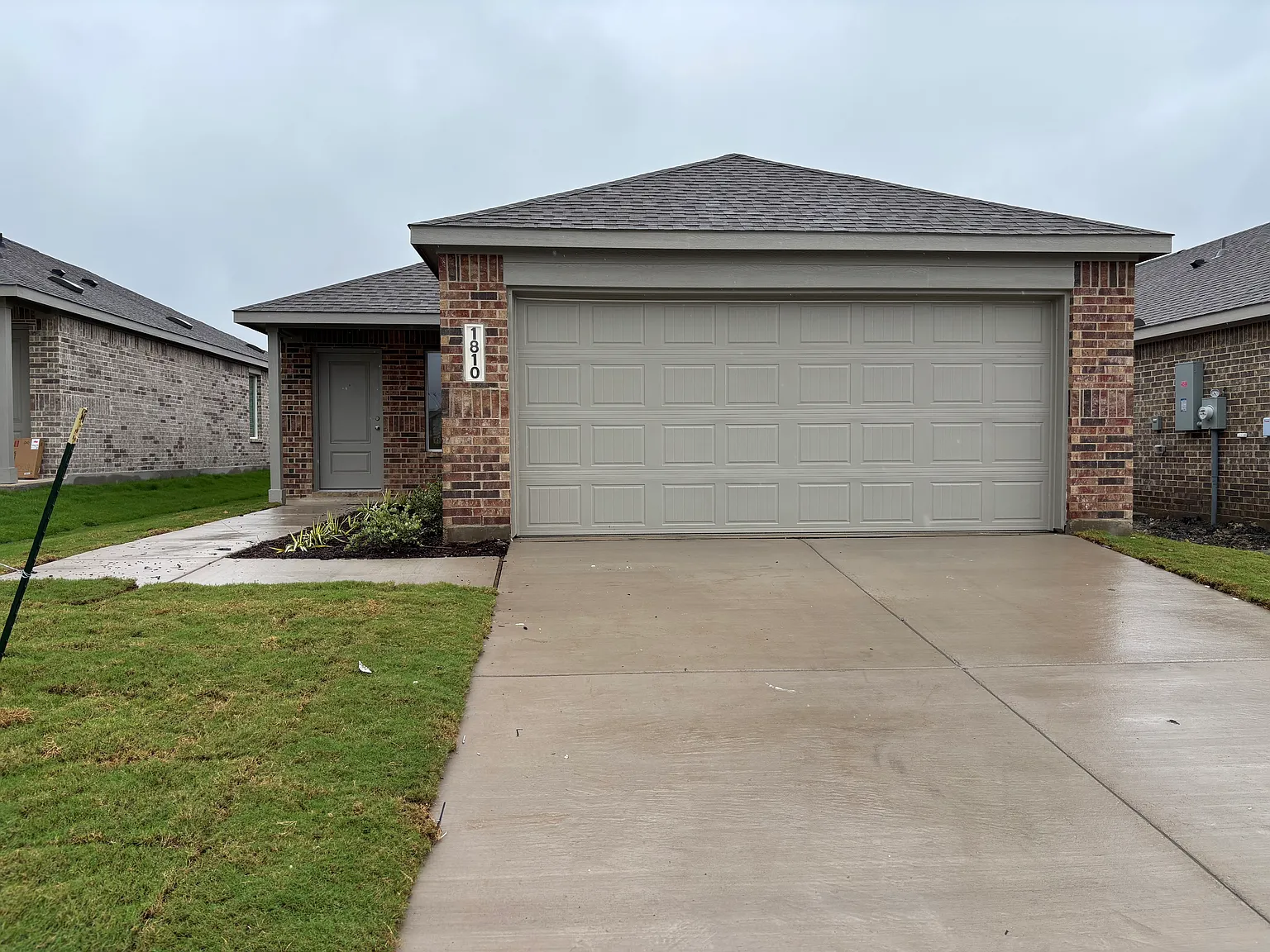 3 bed, 1400 sqft, $2,200 — Photo 1