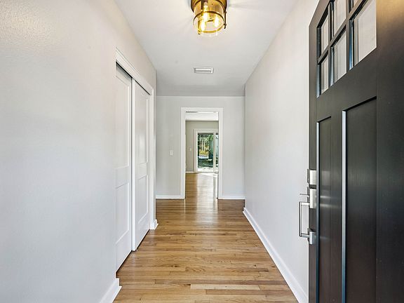 3rd image of 2614 Gregor McGregor Blvd