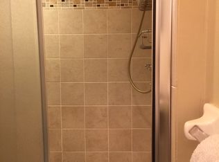 6847 Stonewood Ct, Eden Prairie, MN 55346