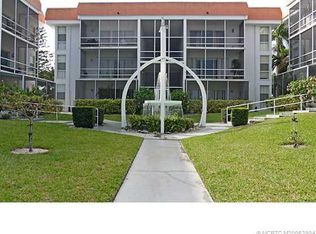 630 SE Ocean Blvd APT B-1, Stuart, FL 34994