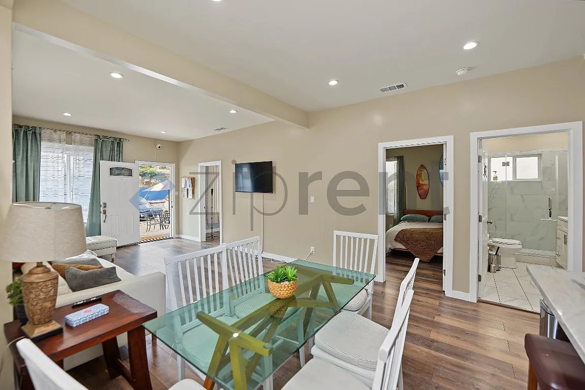 5 bed, 3478 sqft, $6,500 — Photo 4