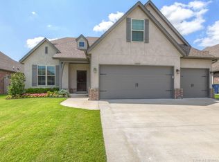 18510 E 43rd St S, Tulsa, OK 74134