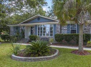 1005 Quaker Dr, Hanahan, SC 29410