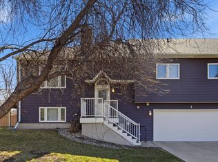 1 Prairiewood Xing S, Fargo, ND 58103