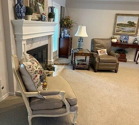 3rd image of 203 Navasota Dr