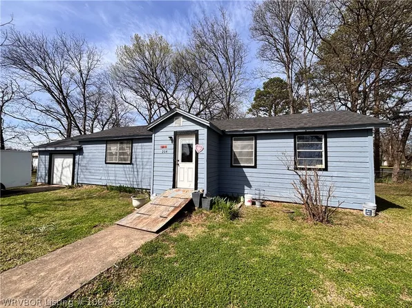 204 Choctaw St, Hackett, AR 72937