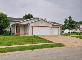 4414 Manor Woods Pl NW, Rochester, MN 55901