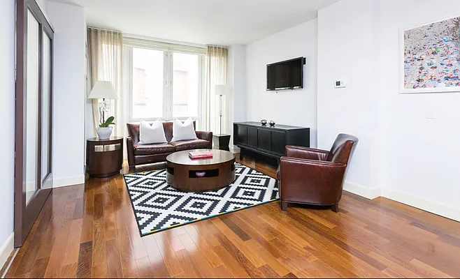 Rented by Compass | media 11