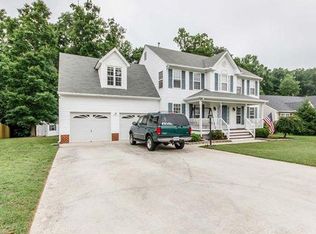 3054 Black Gum Ter, Chester, VA 23831