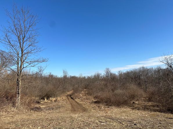 Jack Rd, Vandergrift, PA 15690