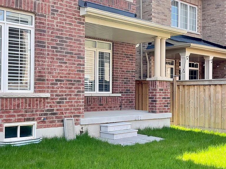 343 N Park Blvd — Photo 23