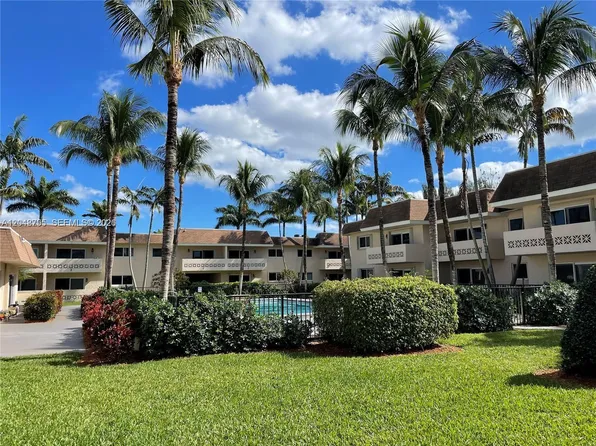 14500 SW 88th Ave, Palmetto Bay, FL