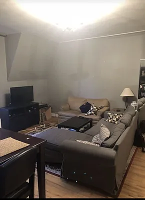 Rented by Standard Living Realty Inc | media 18