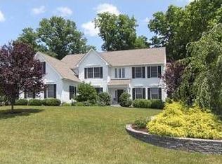 602 Perry Dr, West Chester, PA 19380