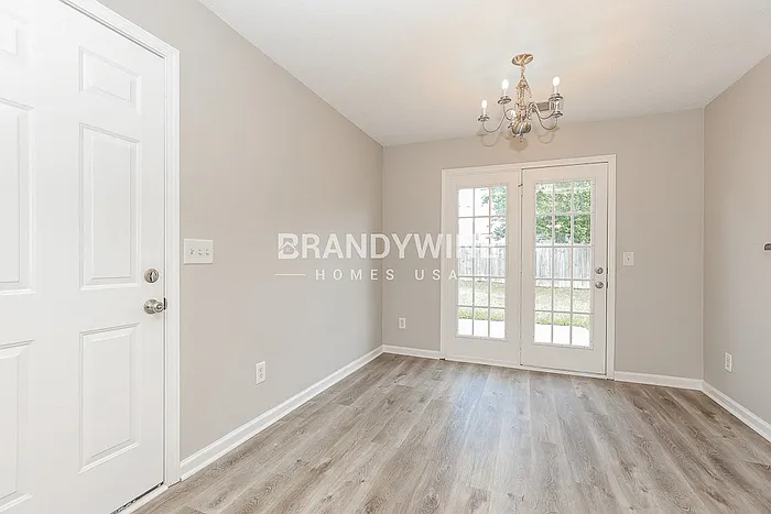 701 Holland Ridge Dr — Photo 5