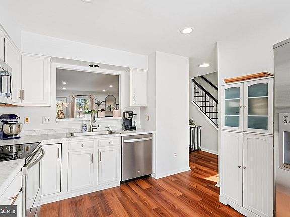 5th image of 311 McDaniel Dr