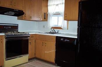 5th image of 46 Concord St