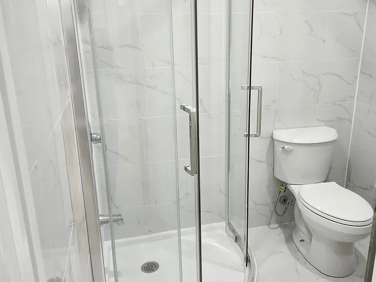 101 Bathgate Dr #BASEMENT — Photo 13