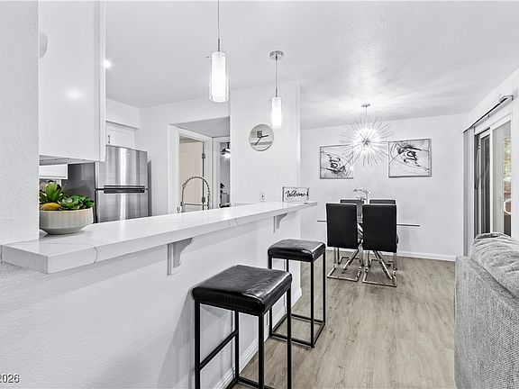 5th image of 3145 E Flamingo Rd APT 1073