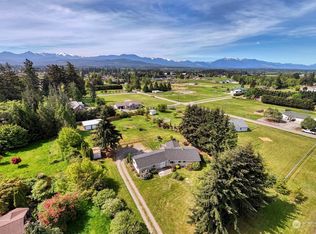 62 Cricket Ln, Sequim, WA 98382