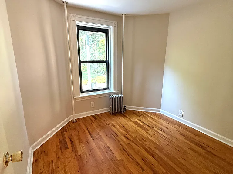 423 Sterling Pl #1 — Photo 5