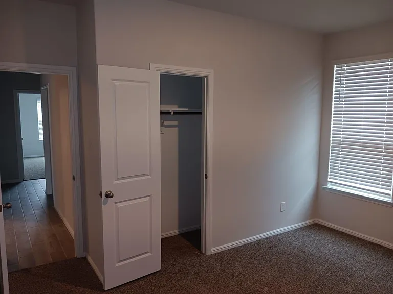8725 Willowsun Way — Photo 10