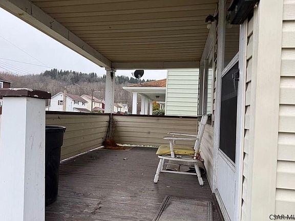 4th image of 205 9th St