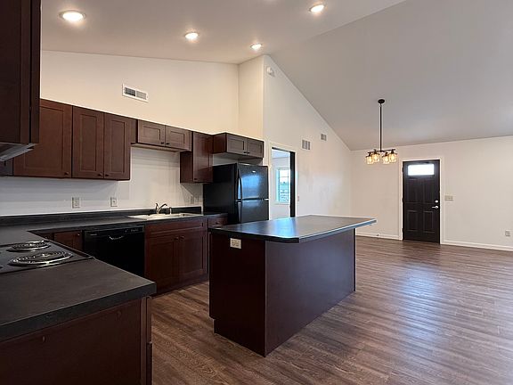 5th image of 5491 164th St #5493