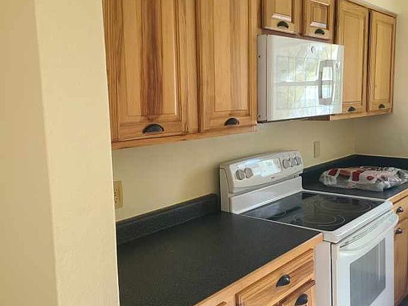 2nd image of 2933 Majestic Terrace Dr