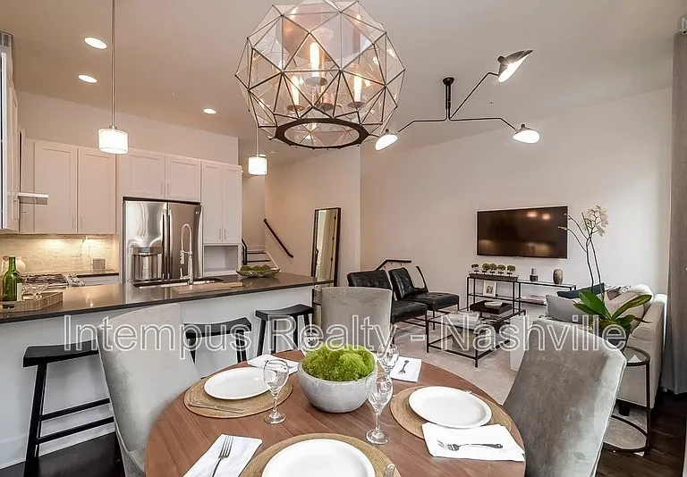 821 Melpark Ct — Photo 6