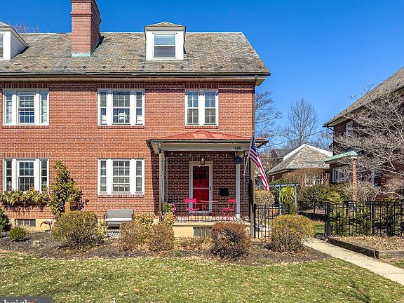 2nd image of 1411 Garfield Ave